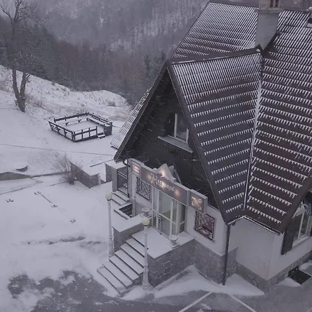 Guest house Planinski Dom Hermanov Hram